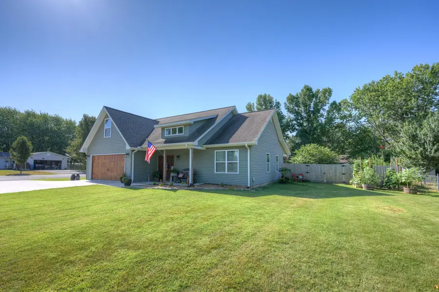 1014 Wendy Lane, Carthage, MO 64836 - #3