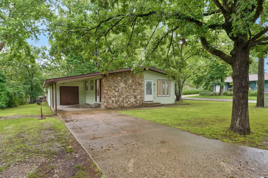 659 Knox Avenue, Hollister, MO 65672 - #3