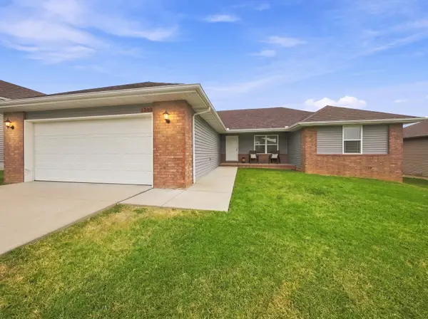 1340 S Rome Avenue, Republic, MO 65738