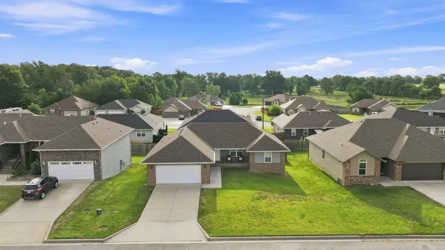 1340 S Rome Avenue, Republic, MO 65738 - #3