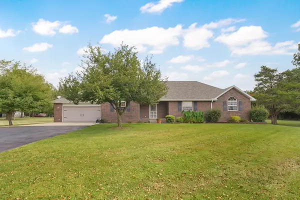 10720 Lawrence 1170, Mt Vernon, MO 65712