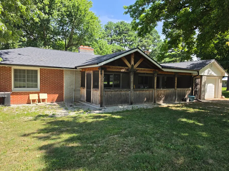 200 N Maple Street, Mansfield, MO 65704 - #3