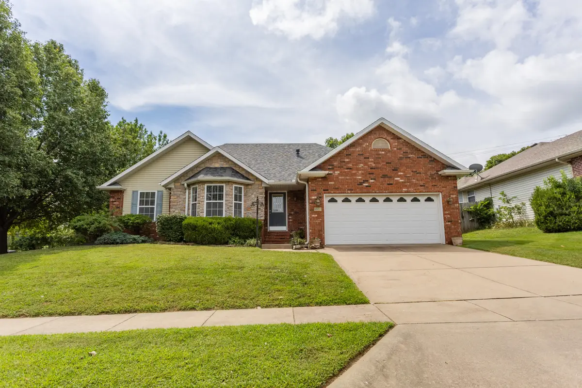 2226 E Kathryn Drive, Republic, MO 65738 - #1
