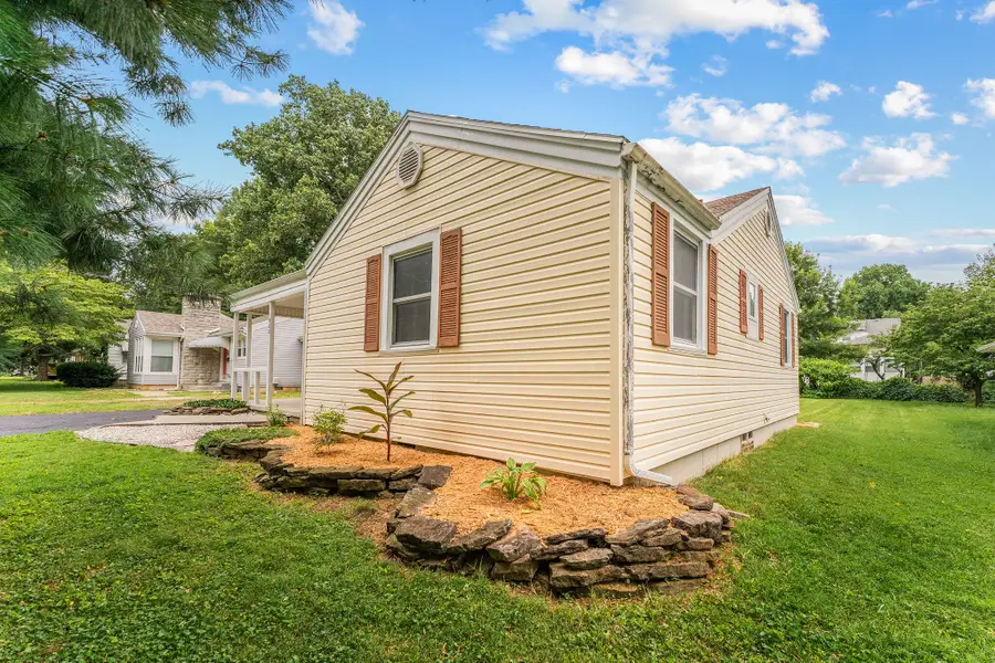 822 S Rogers Avenue, Springfield, MO 65804 - #3