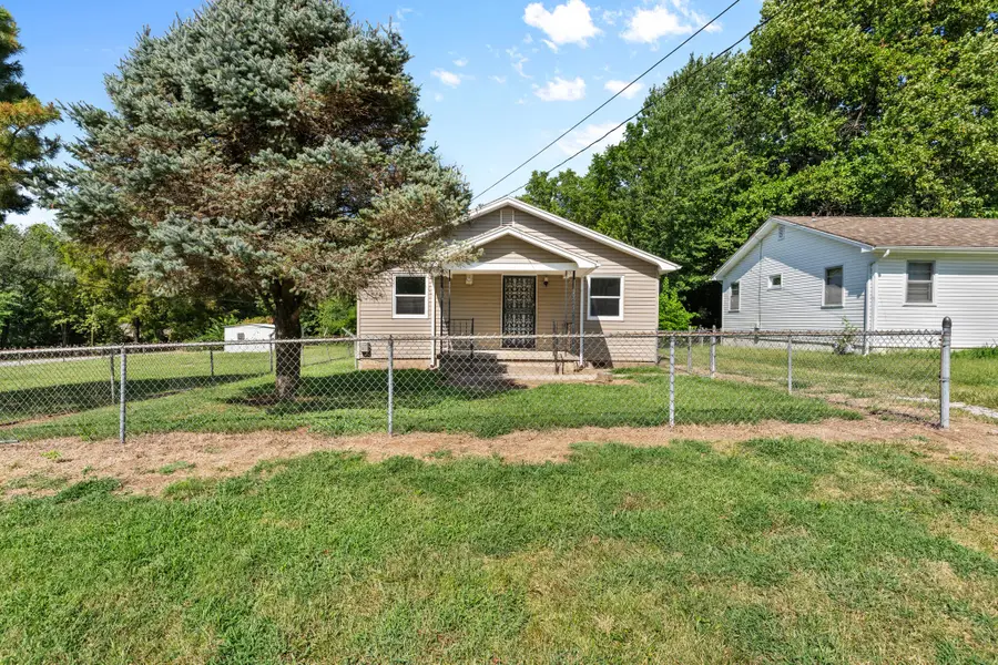 2509 N Kellett Avenue, Springfield, MO 65803 - #2