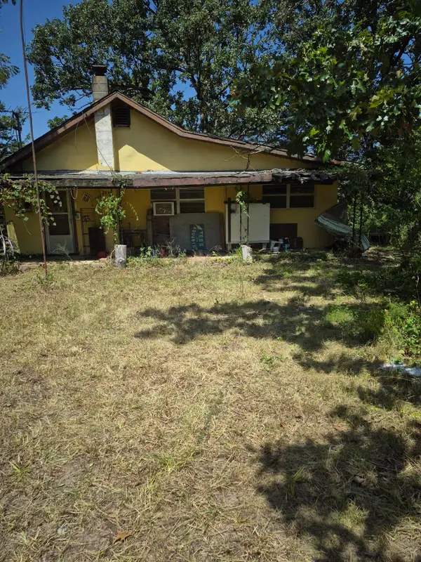 1433 Rolling Hills Road, Lebanon, MO 65536