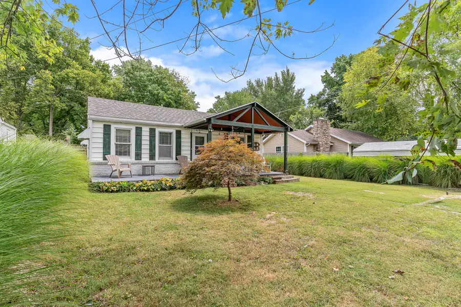 902 S Rogers Avenue, Springfield, MO 65804 - #2