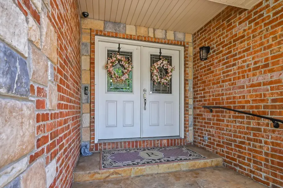 848 E Country Ridge Street, Nixa, MO 65714 - #3