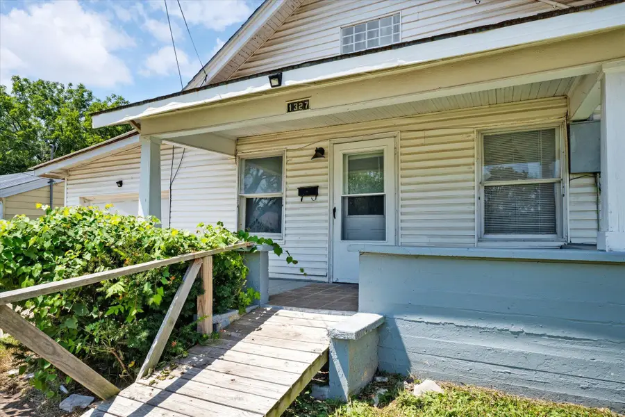1327 N Marion Avenue, Springfield, MO 65802 - #3