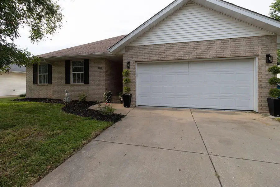1331 W Turnberry Boulevard, Ozark, MO 65721 - #2
