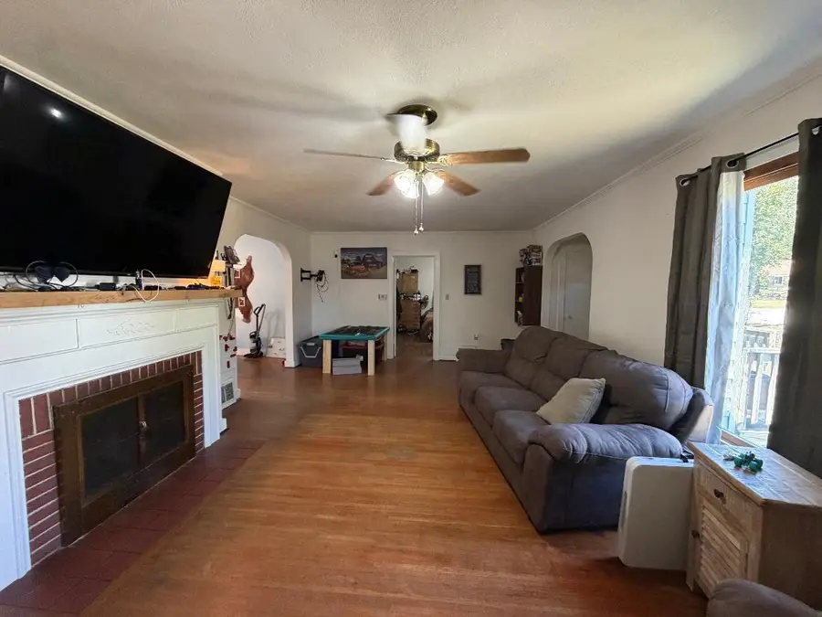 1015 Durnell Street, Cabool, MO 65689 - #3