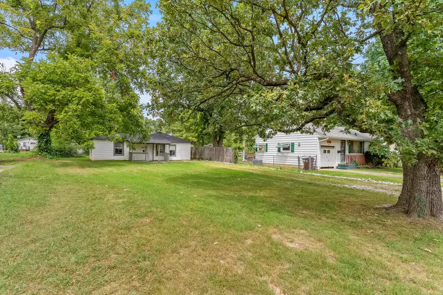 1815 W Webster Street, Springfield, MO 65802 - #2