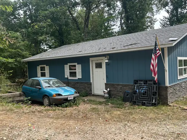 647 Deer Park Drive, Anderson, MO 64831