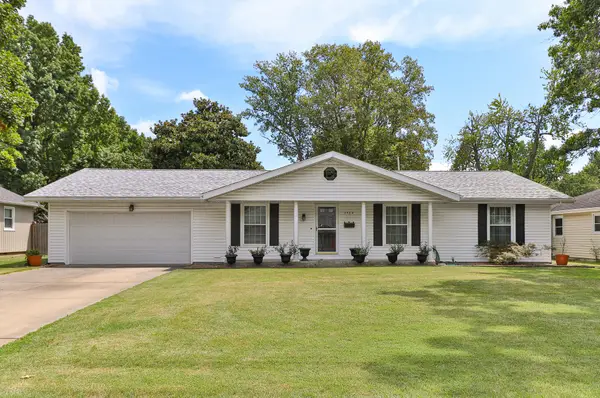 2504 S Mccann Avenue, Springfield, MO 65804