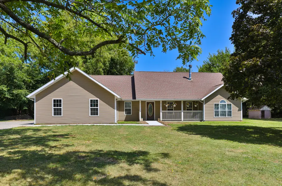 2155 E 535th Road, Pleasant Hope, MO 65725 - #2