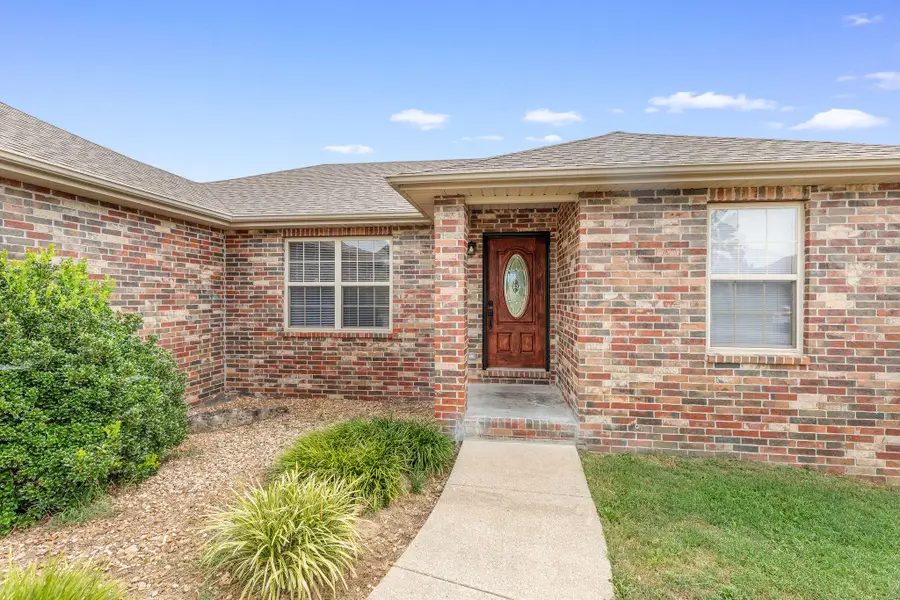 595 Amber Avenue, Hollister, MO 65672 - #3