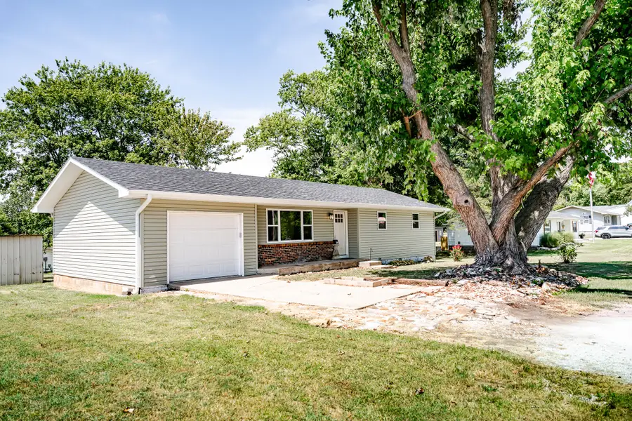 301 N Olive Street, Pierce City, MO 65723 - #3