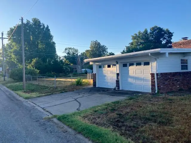 2701 New Hampshire Avenue, Joplin, MO 64804 - #2