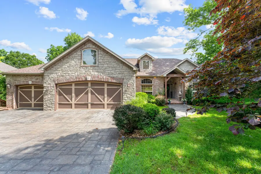 261 Country Bluff Drive, Branson, MO 65616 - #2