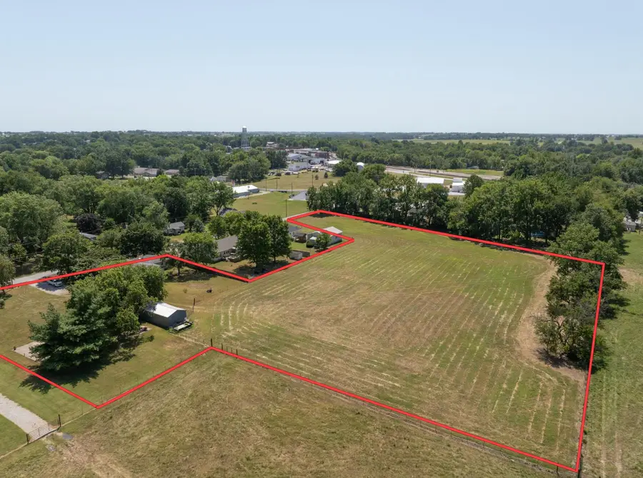 315 N Thurmond Avenue, Ash Grove, MO 65604 - #3
