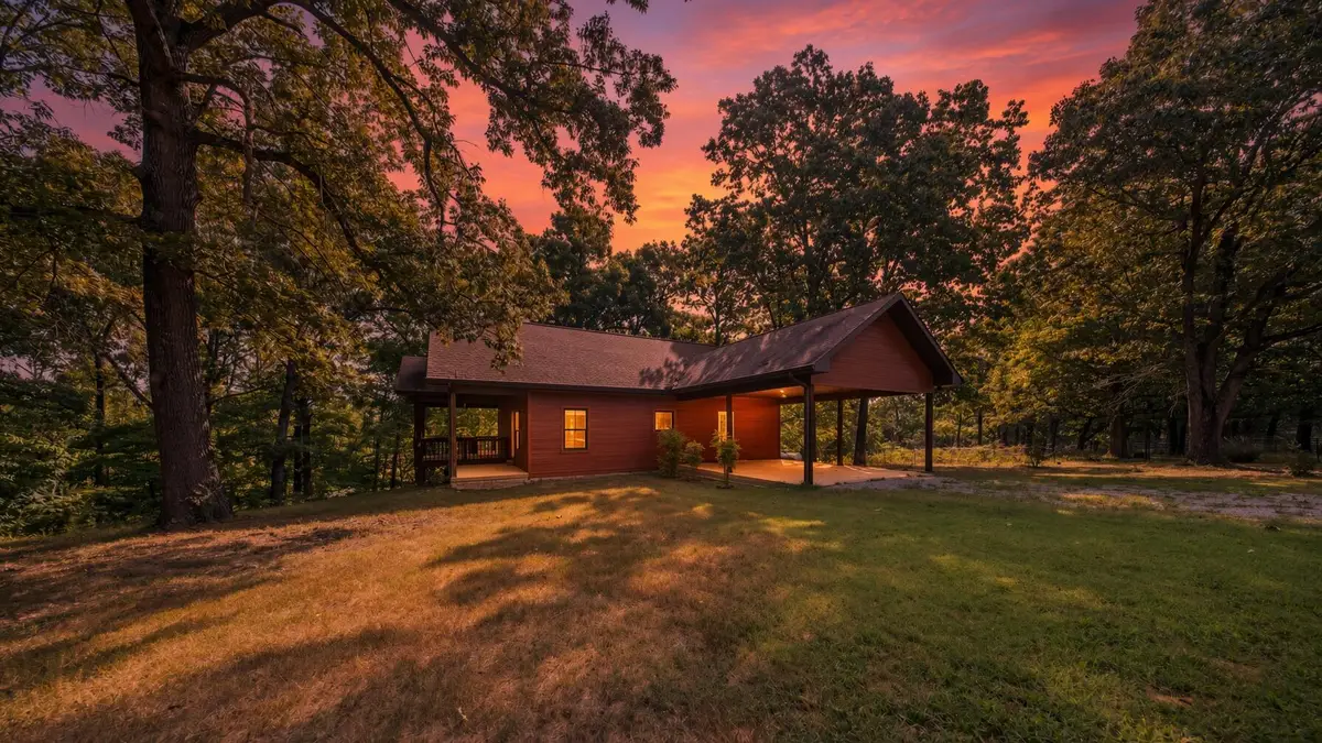 84 County Road 385, Koshkonong, MO 65692 - #1