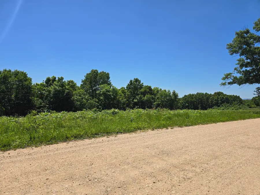 16850 Old Cricket Road W, Omaha, AR 72662 - #3