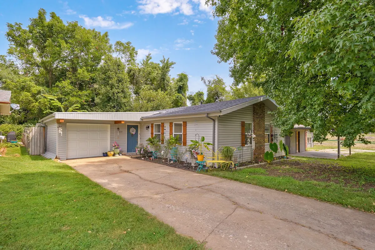 2633 W Phelps Street, Springfield, MO 65802 - #1