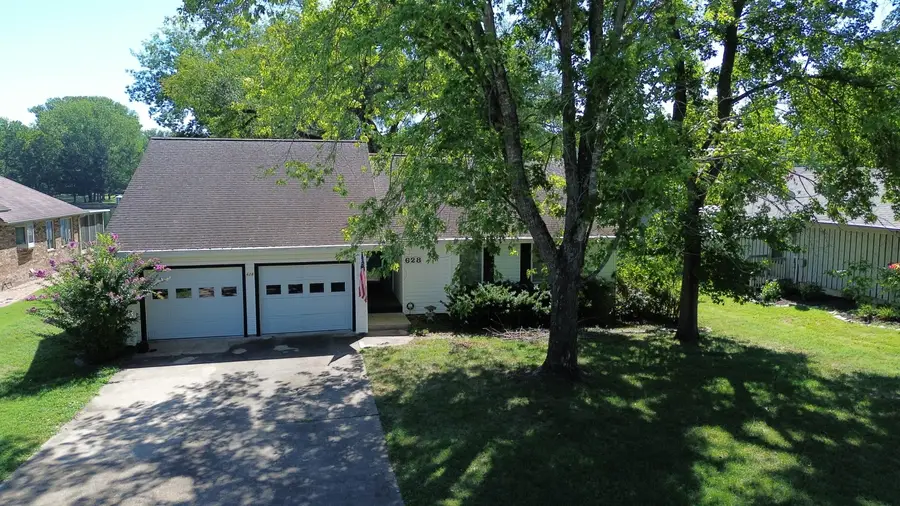 628 Parnell Drive, Branson, MO 65616 - #3