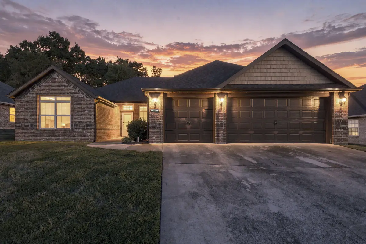 198 Stoney Pointe Drive, Hollister, MO 65672 - #1