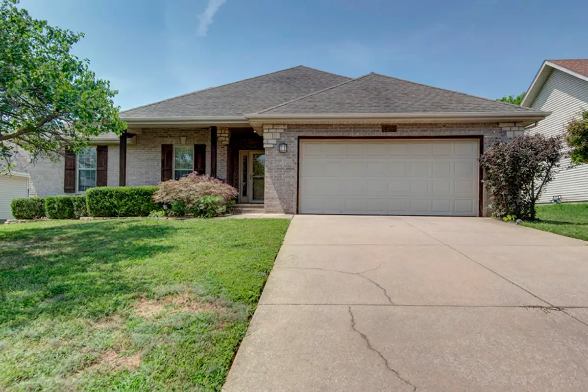 439 S River Birch Drive, Springfield, MO 65809 - #1