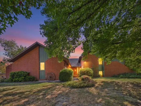 2227 Carolina Avenue, Joplin, MO 64801