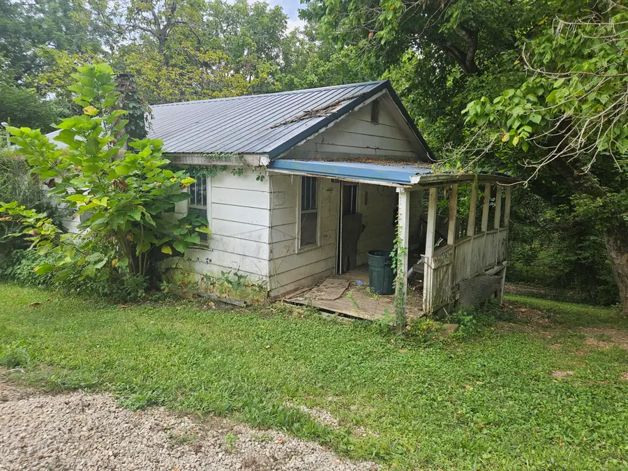 17882 3rd Street, Eminence, MO 65466 - #2