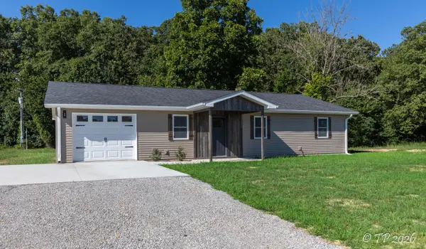 2415 Deatherage Avenue, West Plains, MO 65775