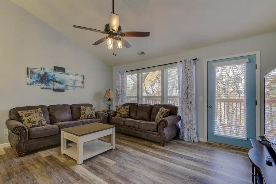 154 Oak Lane #154, Branson West, MO 65737 - #3