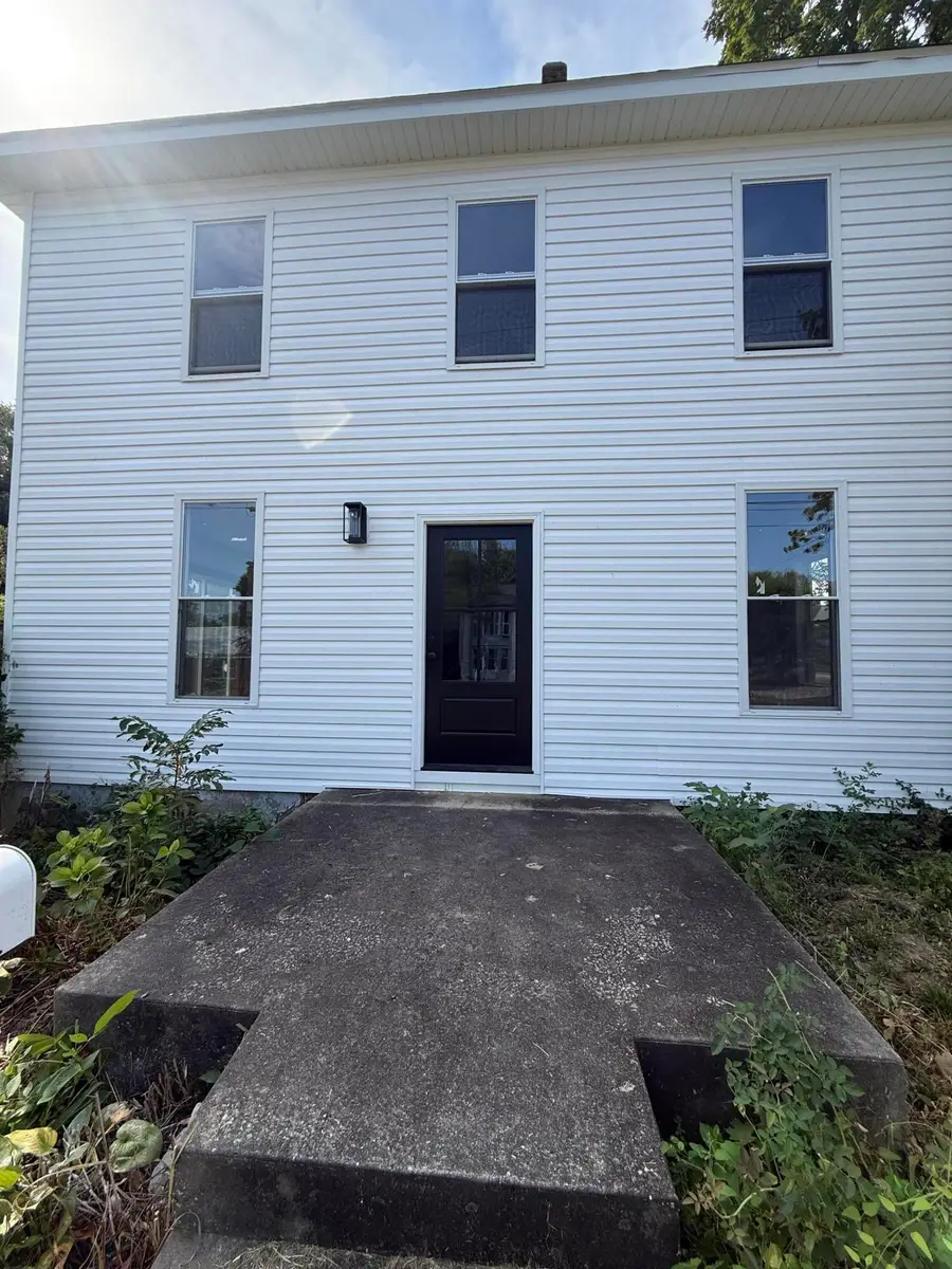 402 E Olive Street, Bolivar, MO 65613 - #3