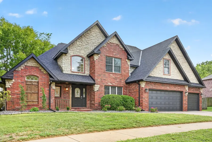829 S Shuyler Lane, Republic, MO 65738 - #2