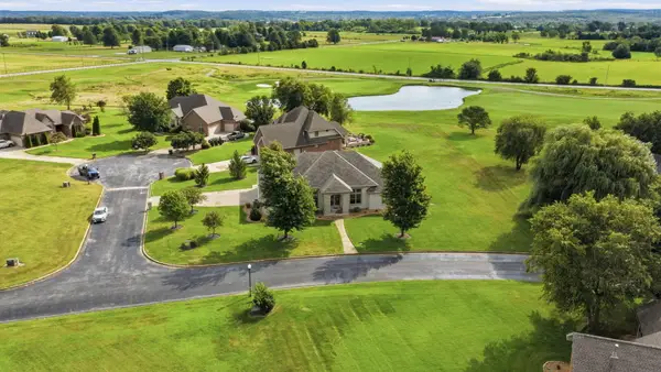 1586 Silo Place, Bolivar, MO 65613