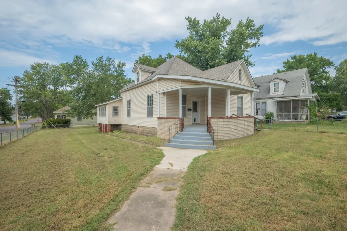 700 Frisco Street, Monett, MO 65708 - #1