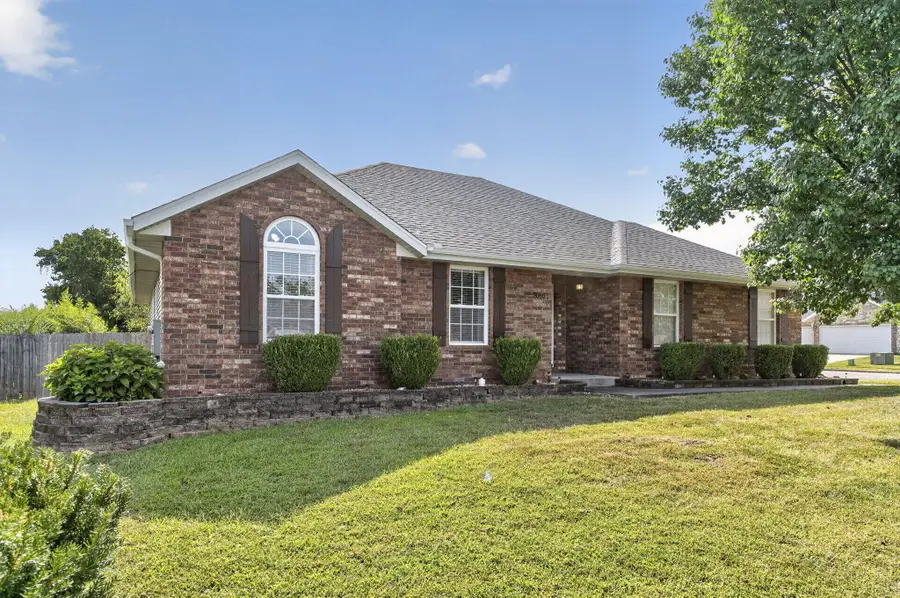 5060 S Grasshill Court, Brookline, MO 65619 - #2
