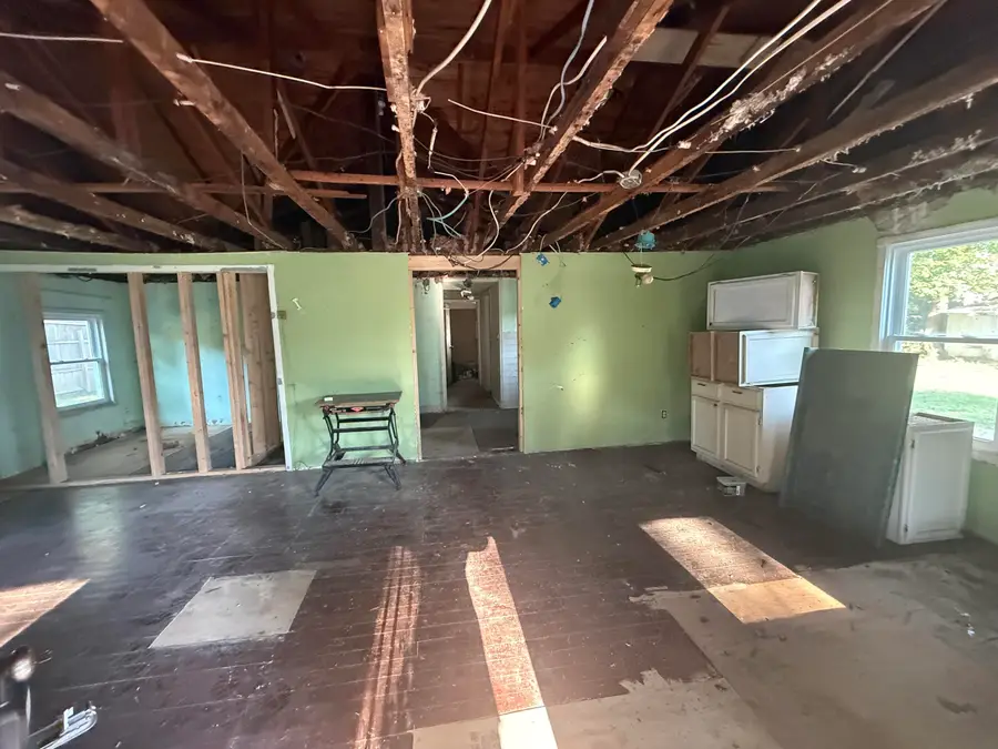 2050 N Nettleton Avenue, Springfield, MO 65803 - #3