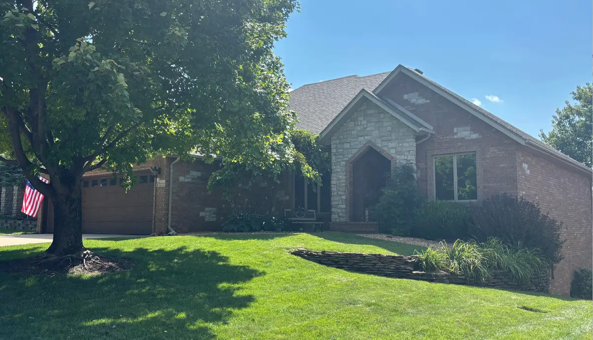 3349 S Hillsboro Avenue, Springfield, MO 65804 - #1
