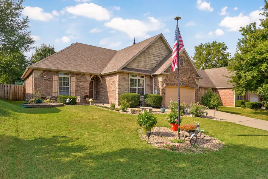 3224 W Melbourne Street, Springfield, MO 65810 - #2