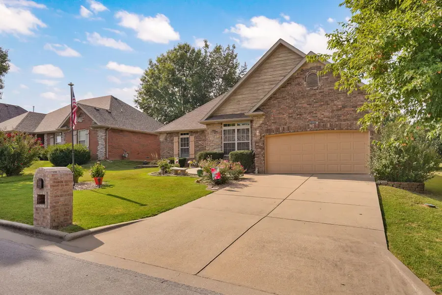 3224 W Melbourne Street, Springfield, MO 65810 - #3