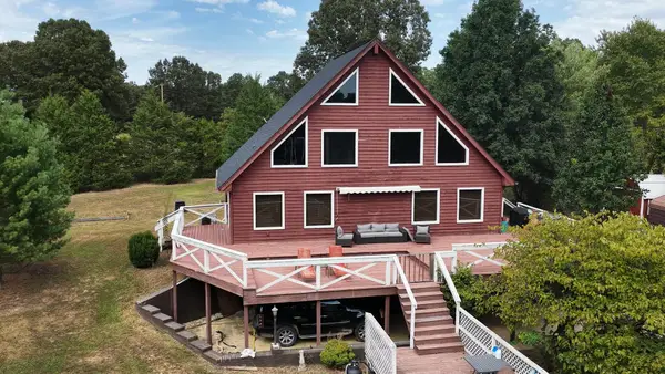 405 Private Road 63-106, Thayer, MO 65791