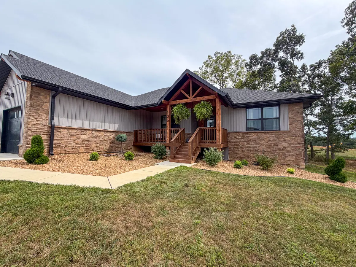105 Boroughs Street, Cabool, MO 65689 - #1