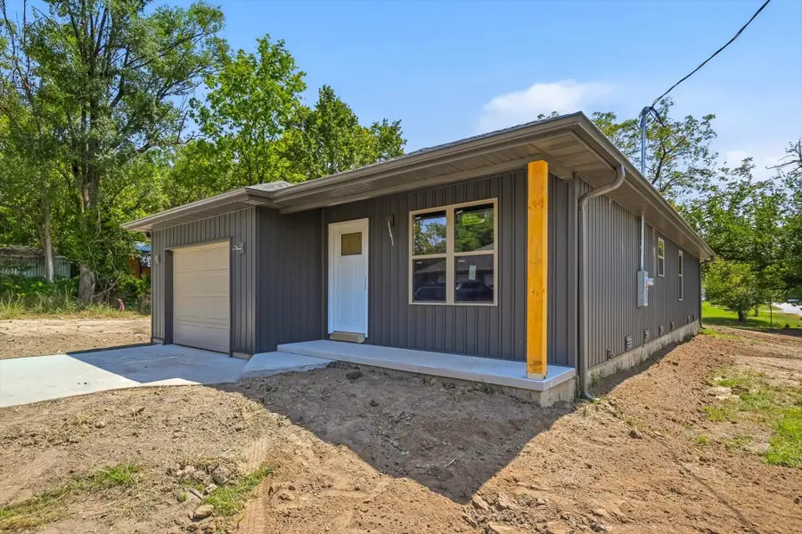 304 N Church Street, Everton, MO 65646 - #2