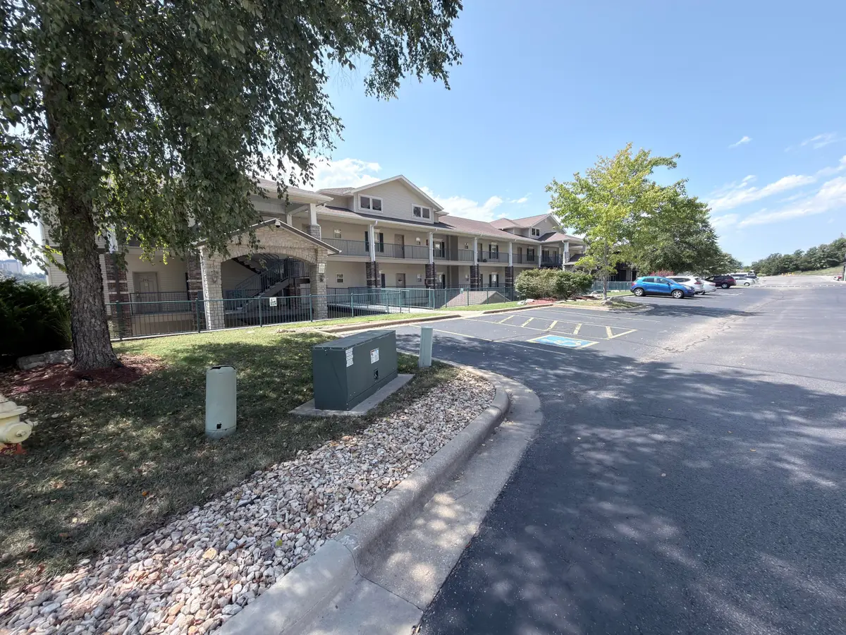 325 Majestic Drive #129, Branson, MO 65616 - #1