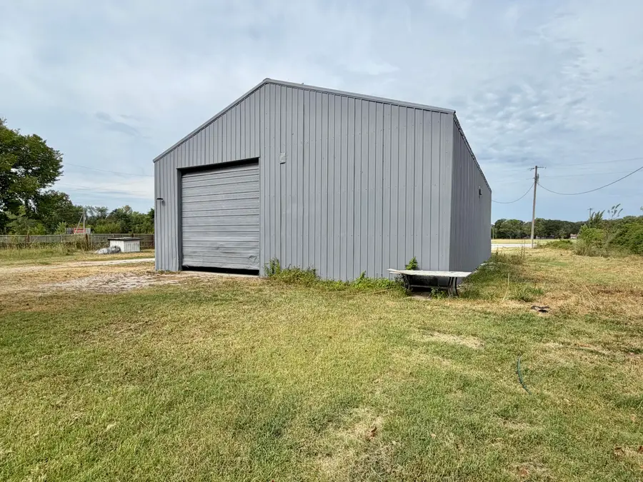 9741 Gateway Drive, Neosho, MO 64850 - #3