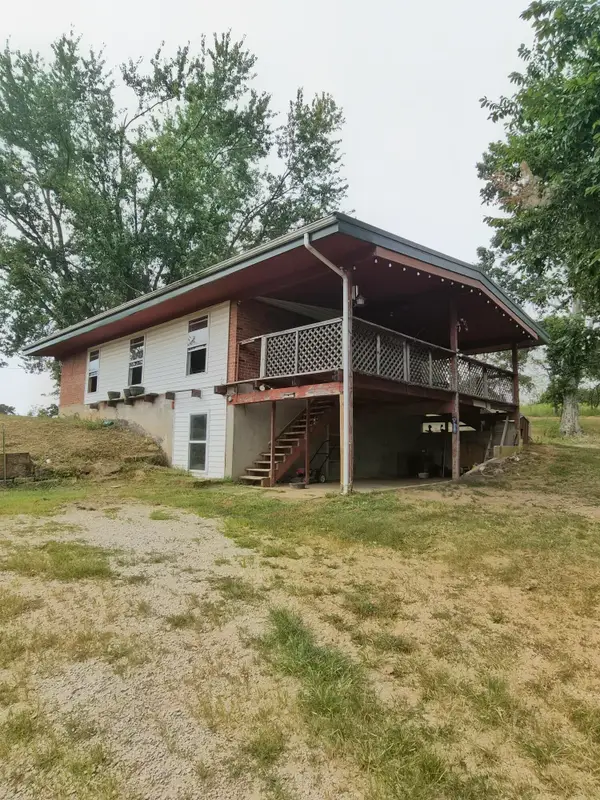 2700 Westbrook Drive, Mansfield, MO 65704