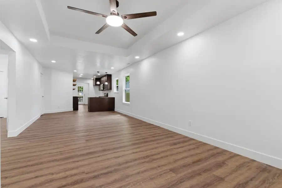 203 Vivian Street, Bolivar, MO 65613 - #2